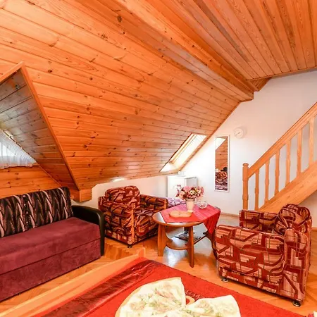 Sveciu Namai Audra Palanga