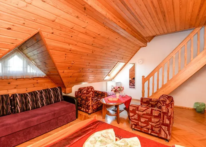 Sveciu Namai Audra Паланга