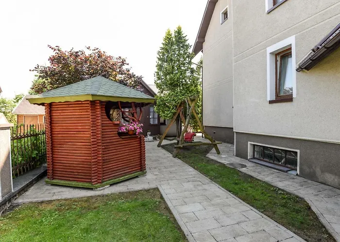 Sveciu Namai Audra *